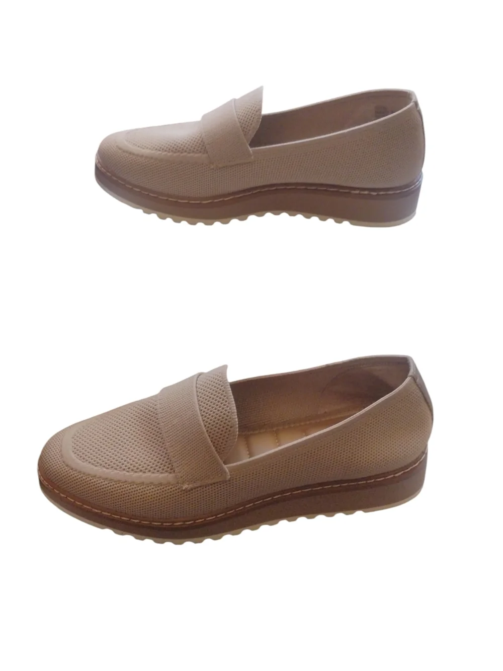 Women's Casual Barrett Me Too Loafer Beige Sz 7  (1  1/4 Inch Platform Heel) - Picture 5 of 11